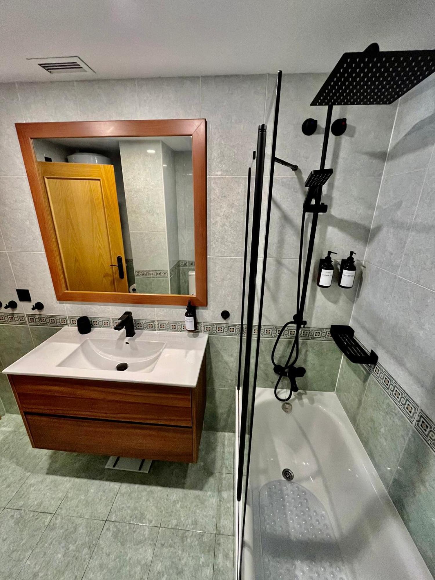 Elegante Apartamento Tres Colores Alicante Dış mekan fotoğraf